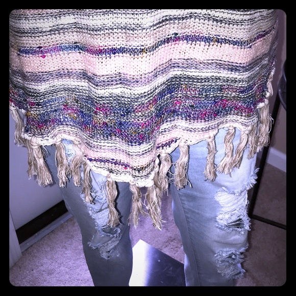 🐒AMERICAN RAG BOHO SWEATER🐒 - Picture 3 of 4